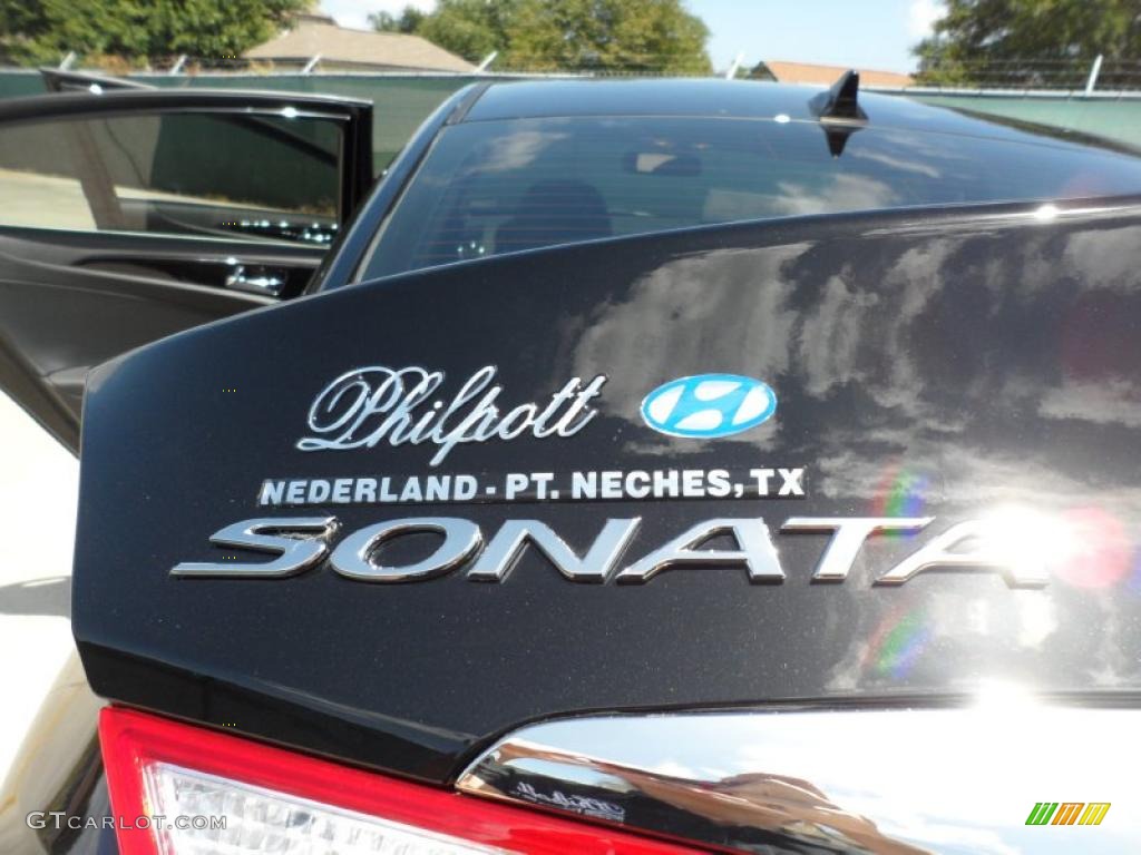 2011 Sonata Limited - Midnight Black / Black photo #15
