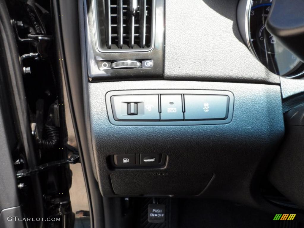 2011 Sonata Limited - Midnight Black / Black photo #36