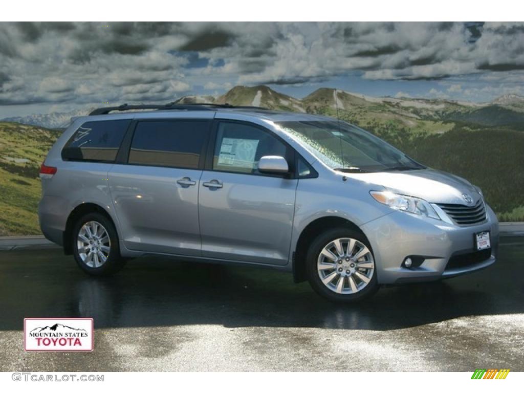 2011 Sienna XLE AWD - Silver Sky Metallic / Light Gray photo #1