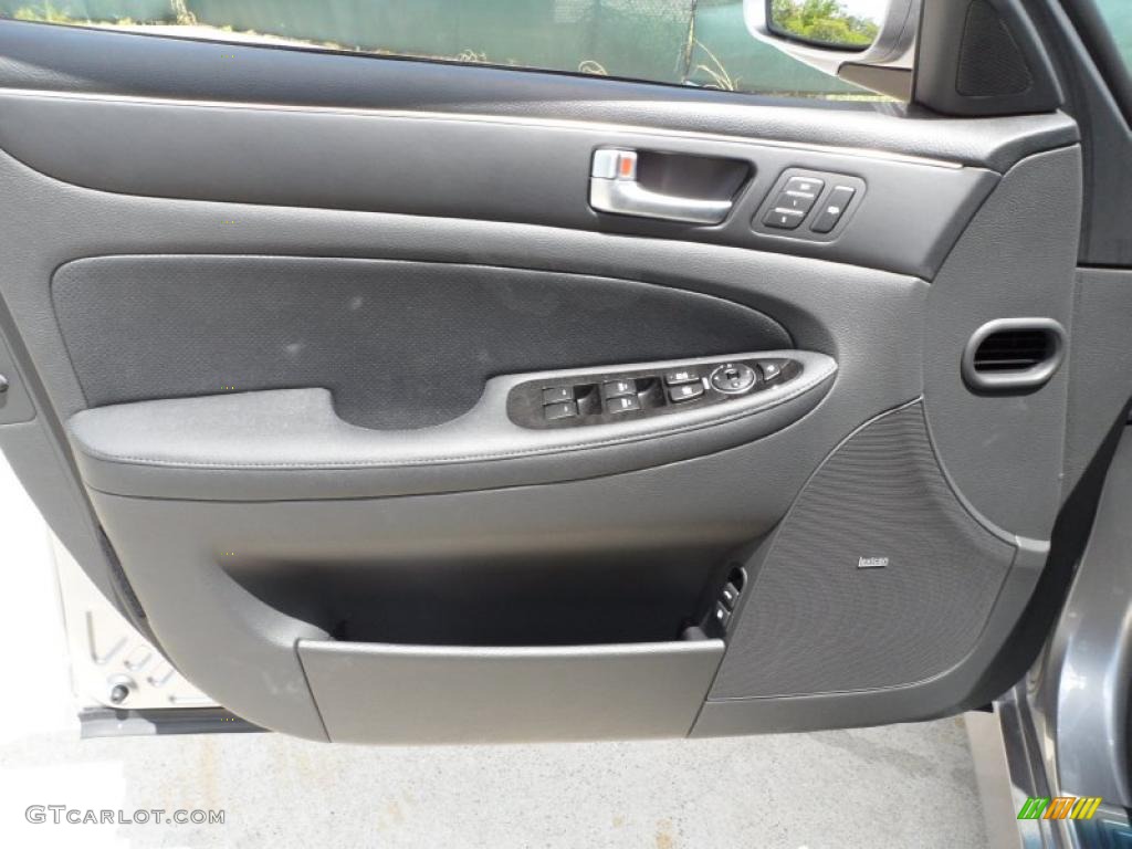 2012 Hyundai Genesis 3.8 Sedan Jet Black Door Panel Photo #52752588