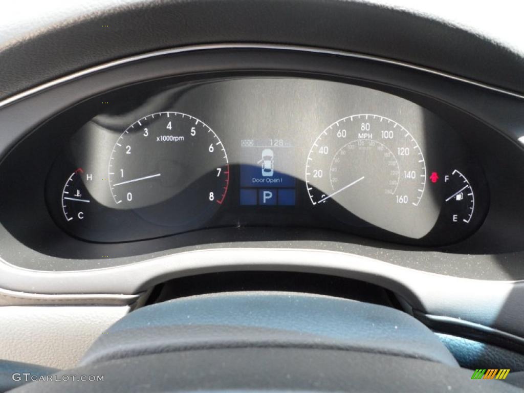 2012 Hyundai Genesis 3.8 Sedan Gauges Photo #52752868