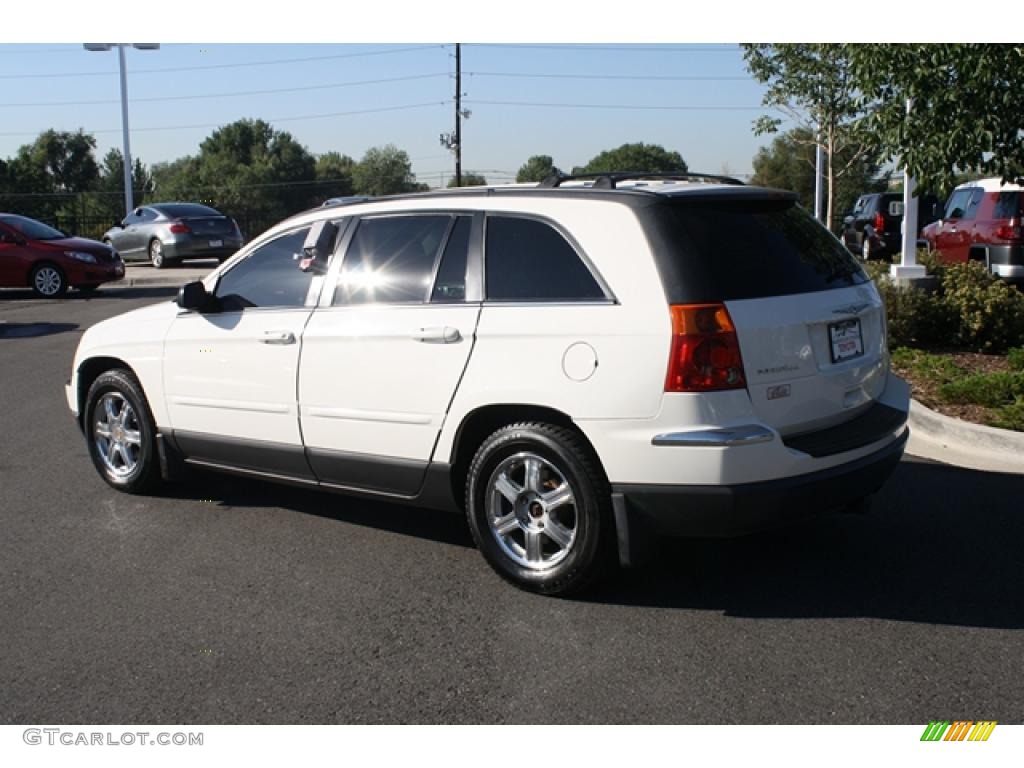 2004 Pacifica AWD - Stone White / Light Taupe photo #4