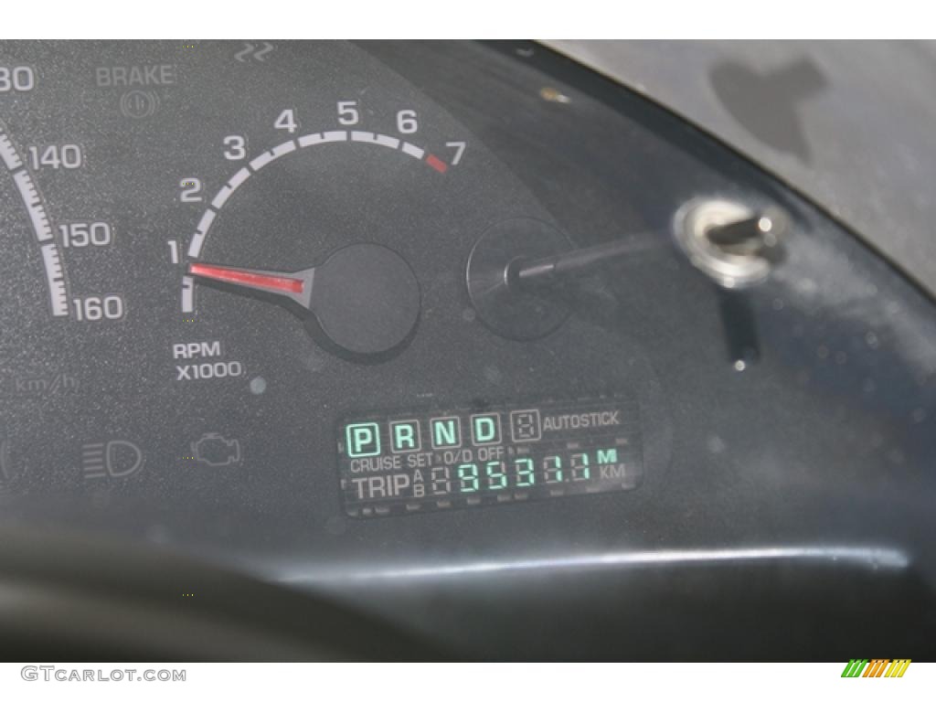 2004 Pacifica AWD - Stone White / Light Taupe photo #7