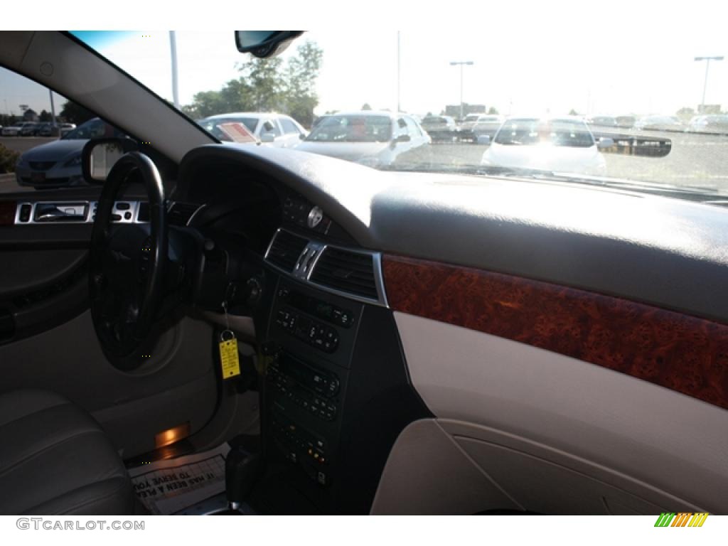 2004 Pacifica AWD - Stone White / Light Taupe photo #13