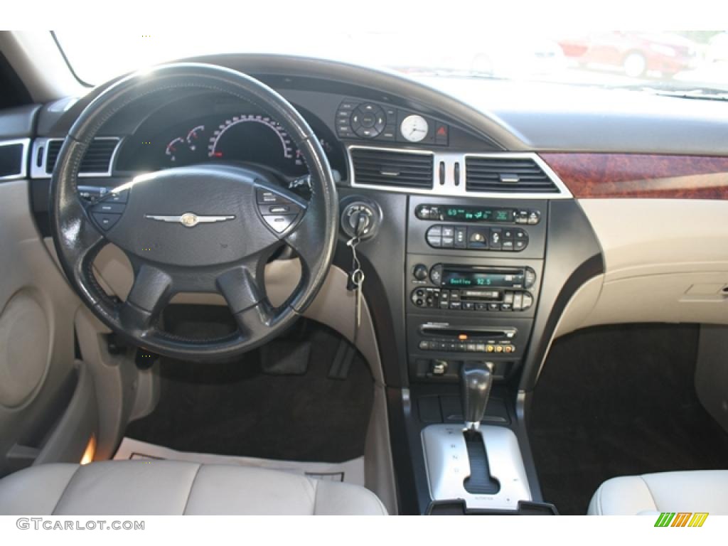 2004 Pacifica AWD - Stone White / Light Taupe photo #18