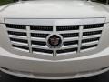 White Diamond - Escalade ESV AWD Photo No. 32