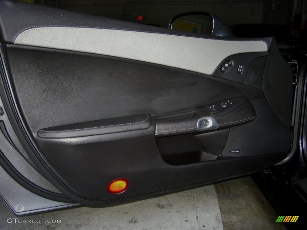 2009 Chevrolet Corvette ZR1 Ebony/Titanium Gray Door Panel Photo #52760288