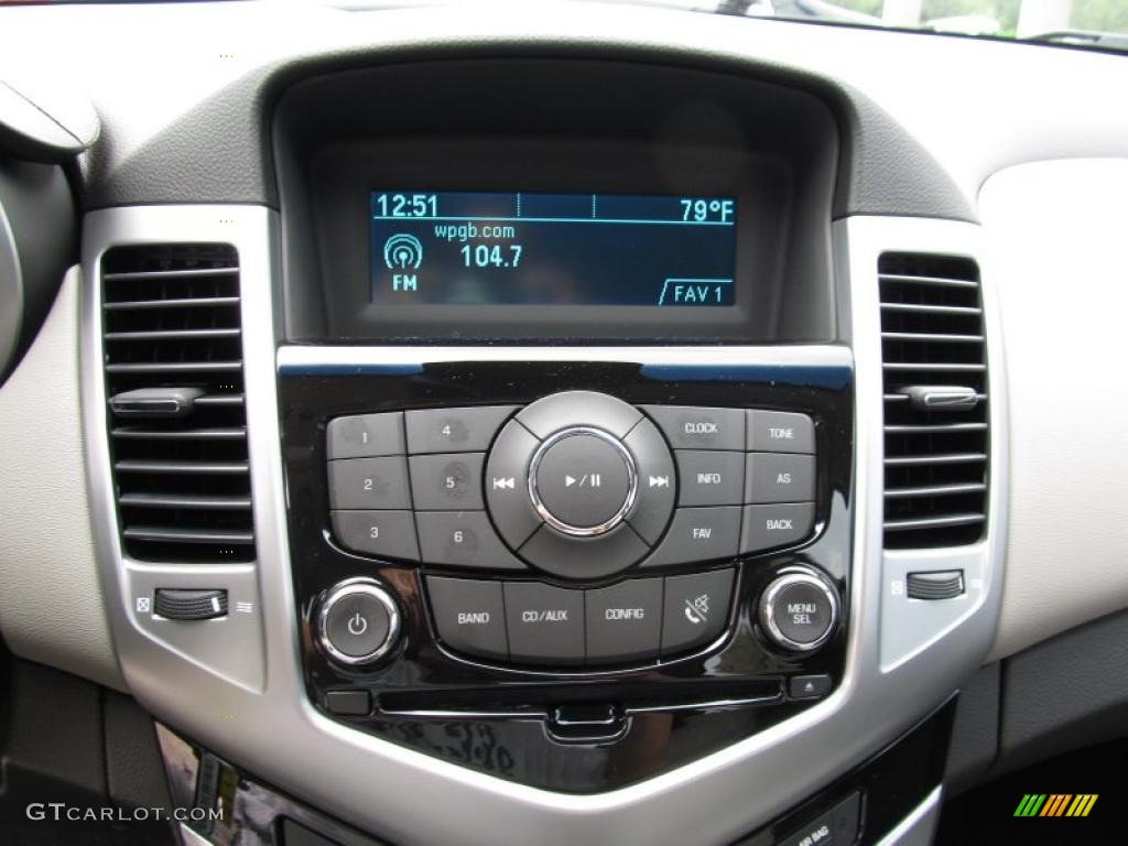 2012 Chevrolet Cruze LS Controls Photo #52762572