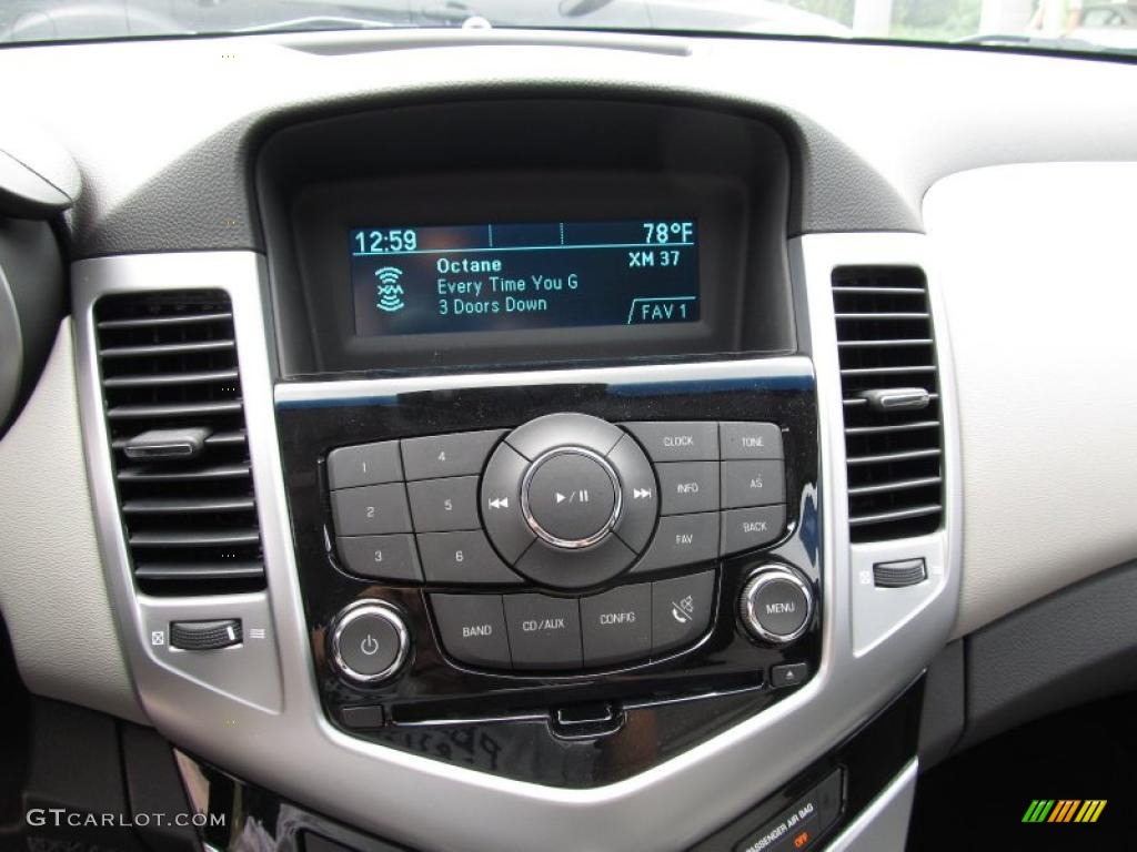 2012 Chevrolet Cruze LS Controls Photo #52762924
