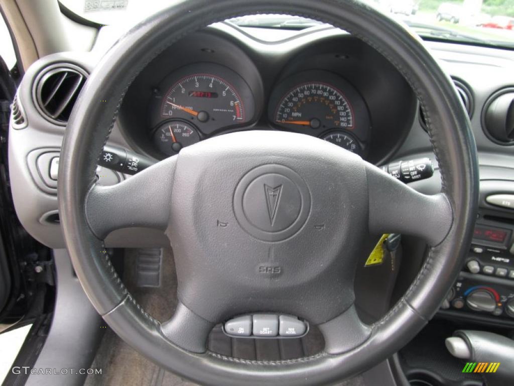 2004 Grand Am GT Sedan - Black / Dark Pewter photo #11