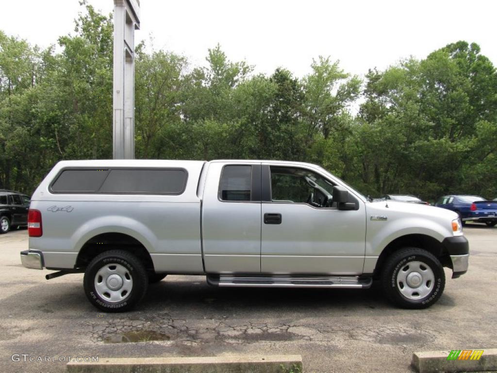 2005 F150 XLT SuperCab 4x4 - Silver Metallic / Medium Flint Grey photo #4