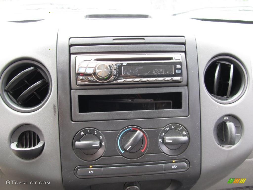 2005 F150 XLT SuperCab 4x4 - Silver Metallic / Medium Flint Grey photo #10