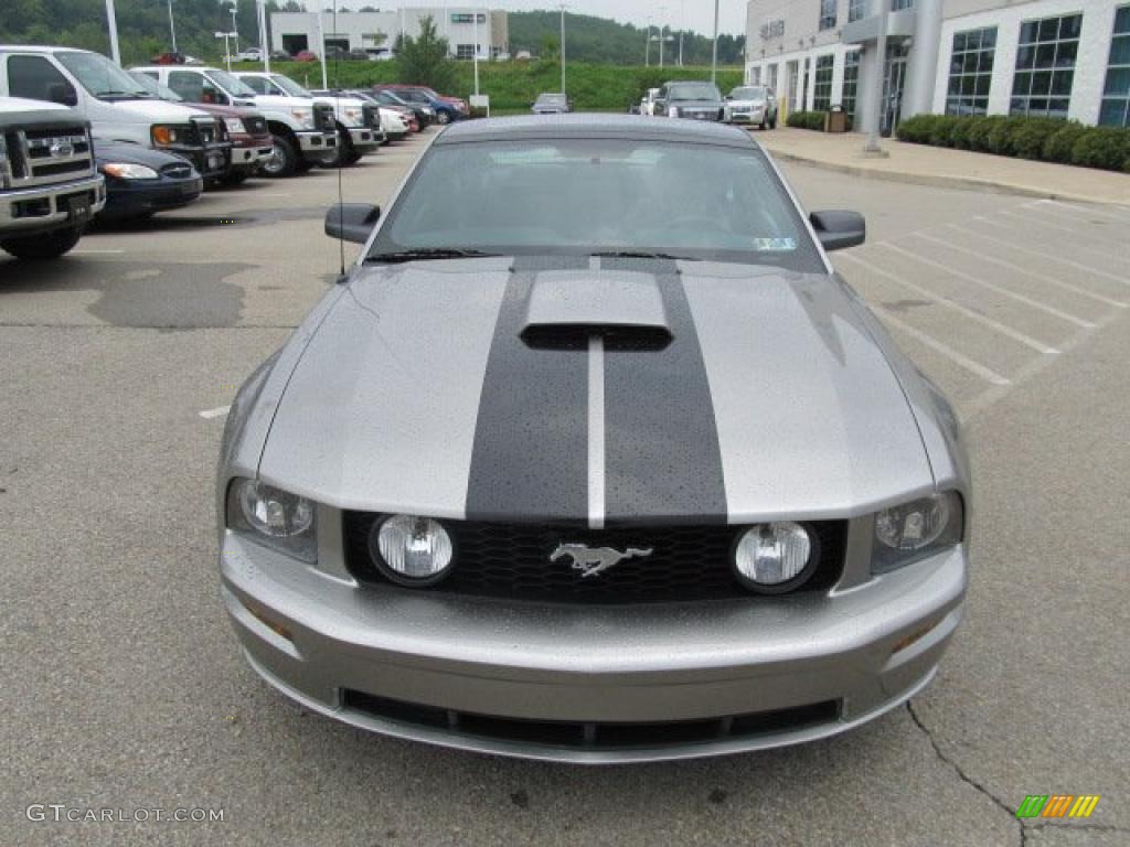 2009 Mustang GT Premium Coupe - Vapor Silver Metallic / Dark Charcoal photo #5