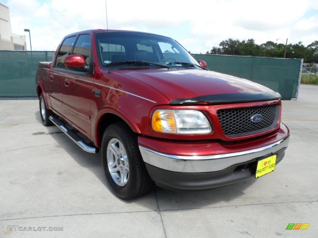 2002 F150 Lariat SuperCrew - Toreador Red Metallic / Medium Graphite photo #1