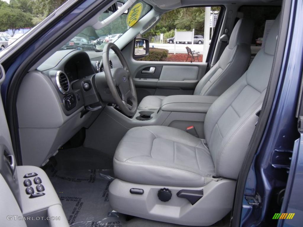 Medium Flint Gray Interior 2004 Ford Expedition XLT Photo #52767484