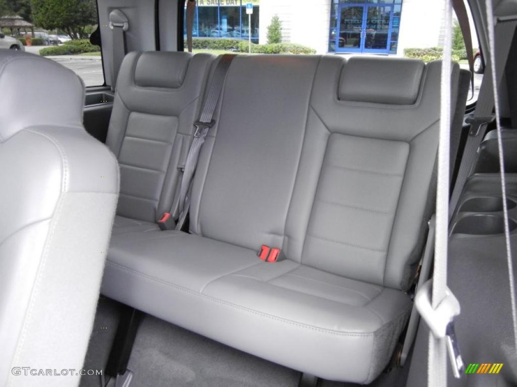 Medium Flint Gray Interior 2004 Ford Expedition XLT Photo #52767548