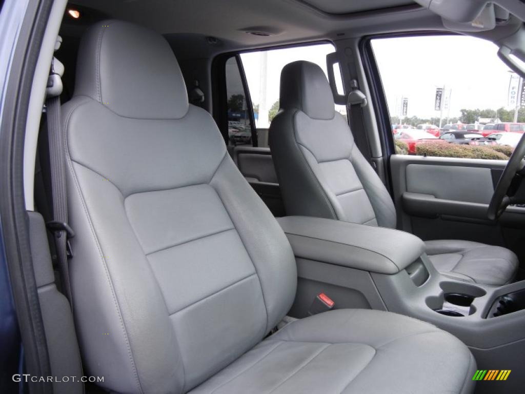Medium Flint Gray Interior 2004 Ford Expedition XLT Photo #52767580