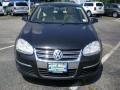 Black - Jetta SE Sedan Photo No. 2