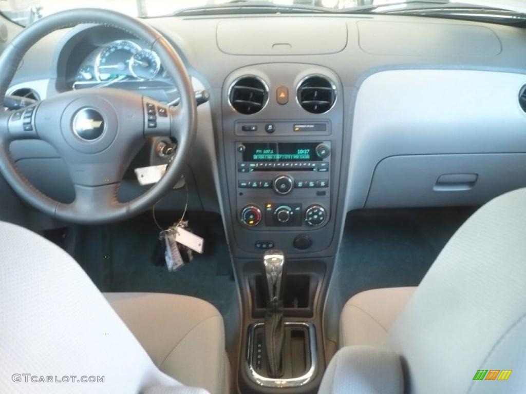 2010 Chevrolet HHR LT Gray Dashboard Photo #52772328