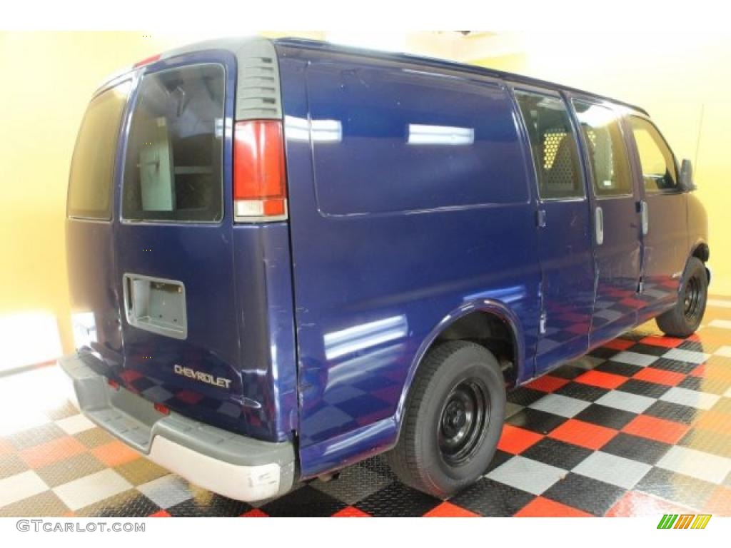 2002 Express 1500 Commercial Van - Indigo Blue Metallic / Dark Pewter photo #4