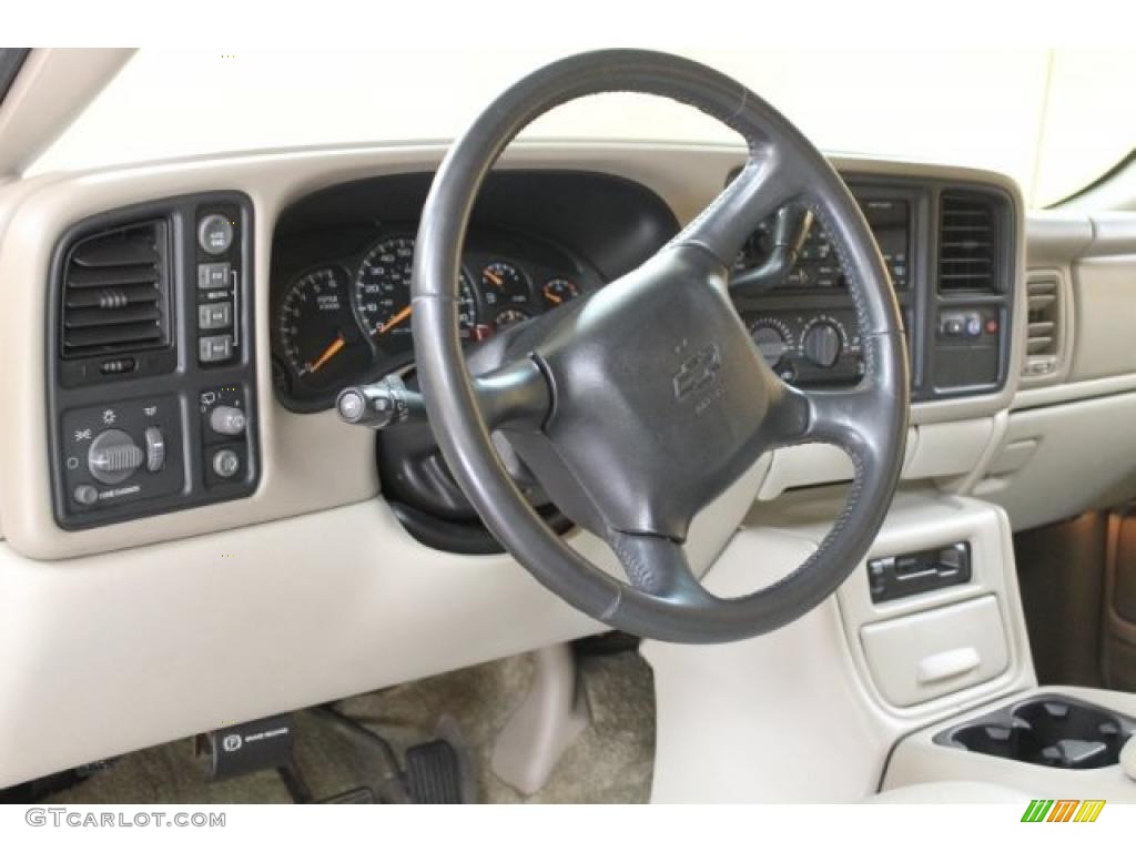 2002 Chevrolet Suburban 1500 LT 4x4 Tan Dashboard Photo #52780492