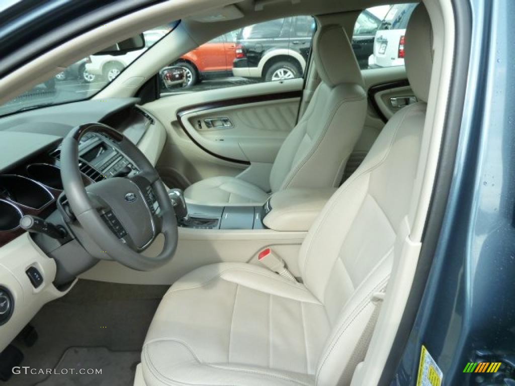 Light Stone Interior 2010 Ford Taurus Limited AWD Photo #52780616