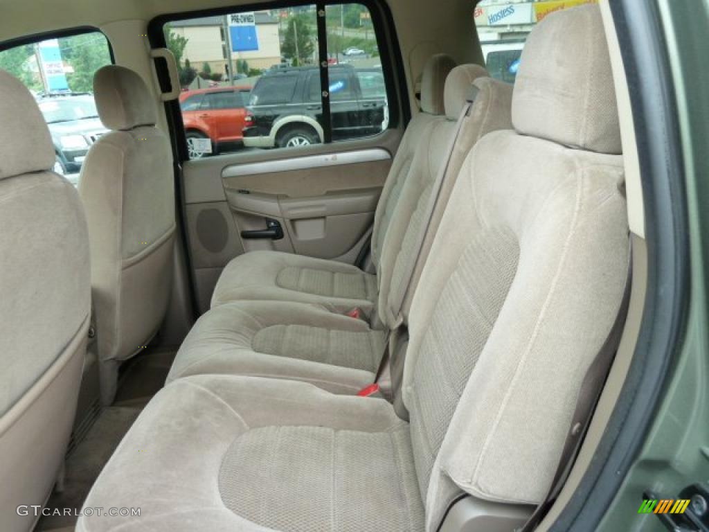 Medium Parchment Interior 2004 Ford Explorer XLT 4x4 Photo #52781332
