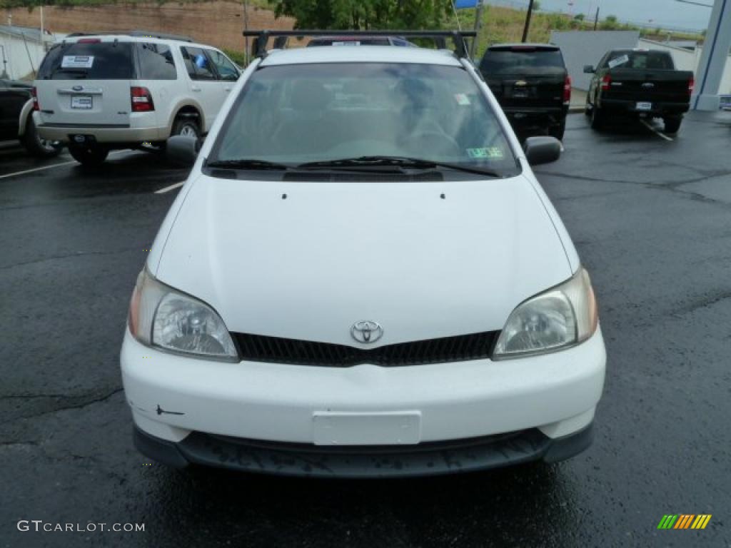 2001 ECHO Sedan - Super White / Shadow Gray photo #5