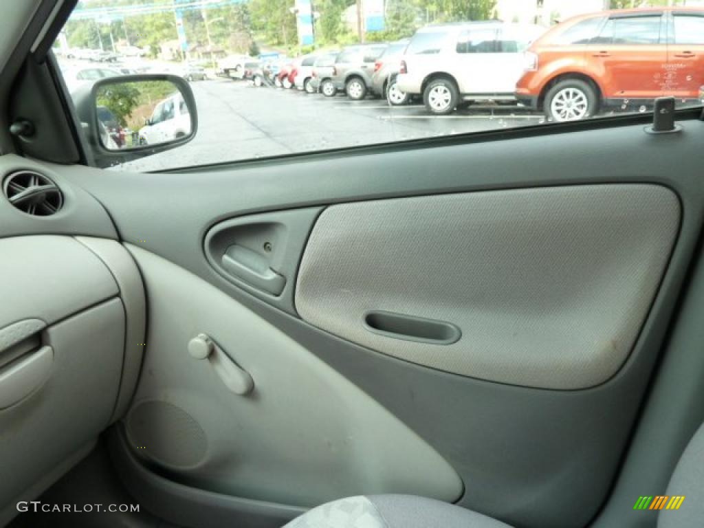 2001 ECHO Sedan - Super White / Shadow Gray photo #12
