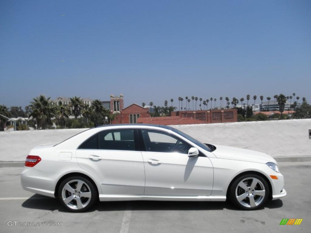 2011 E 350 Sedan - Arctic White / Black photo #3