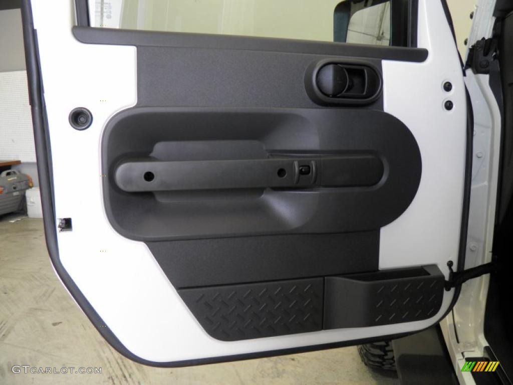 2010 Jeep Wrangler Unlimited Sahara 4x4 Dark Slate Gray/Medium Slate Gray Door Panel Photo #52785628