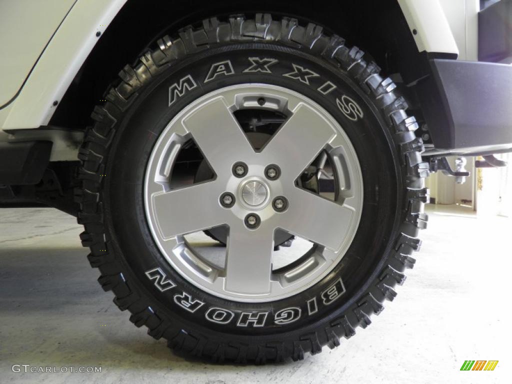 2010 Jeep Wrangler Unlimited Sahara 4x4 Wheel Photo #52785708