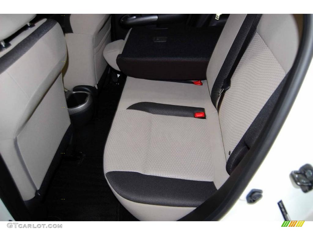Gray/Silver Trim Interior 2011 Nissan Juke SV Photo #52786972