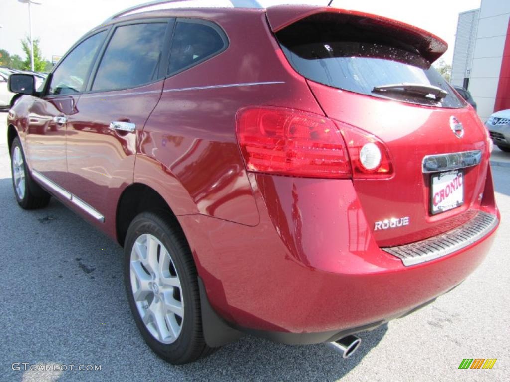 2011 Rogue SL - Cayenne Red / Black photo #3