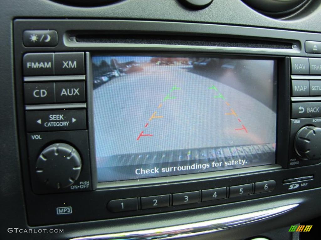 2011 Rogue SL - Cayenne Red / Black photo #17