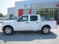 2011 Avalanche White Nissan Frontier SV Crew Cab  photo #2