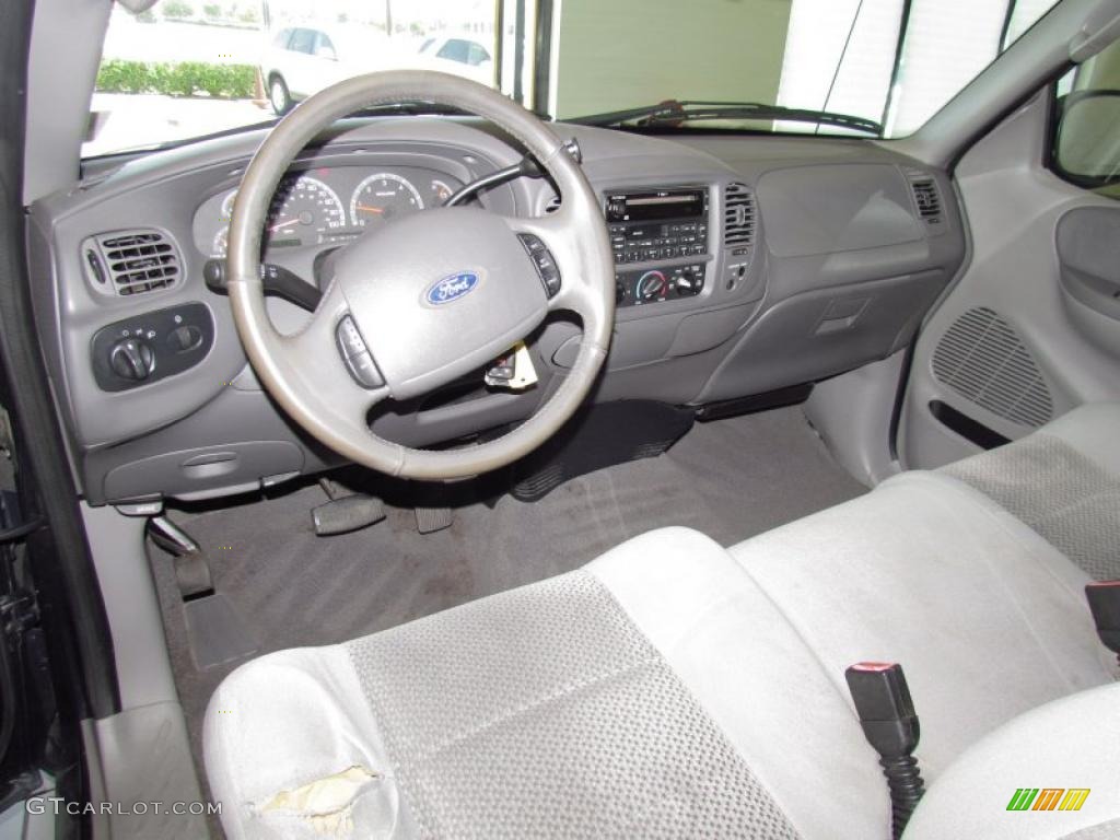 Medium Graphite Grey Interior 2003 Ford F150 XLT SuperCab Photo #52789824