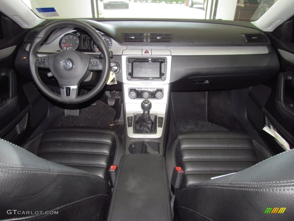 2010 Volkswagen CC Sport Black Dashboard Photo #52791032