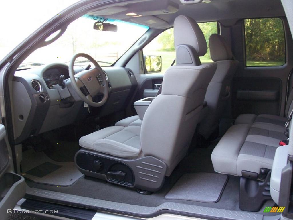 2005 F150 XLT SuperCab 4x4 - Silver Metallic / Medium Flint Grey photo #32