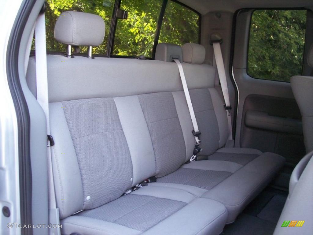 2005 F150 XLT SuperCab 4x4 - Silver Metallic / Medium Flint Grey photo #37