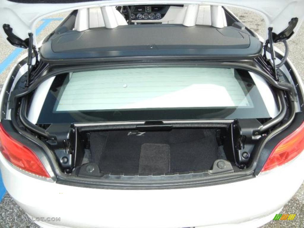 2009 BMW Z4 sDrive30i Roadster Trunk Photo #52794088