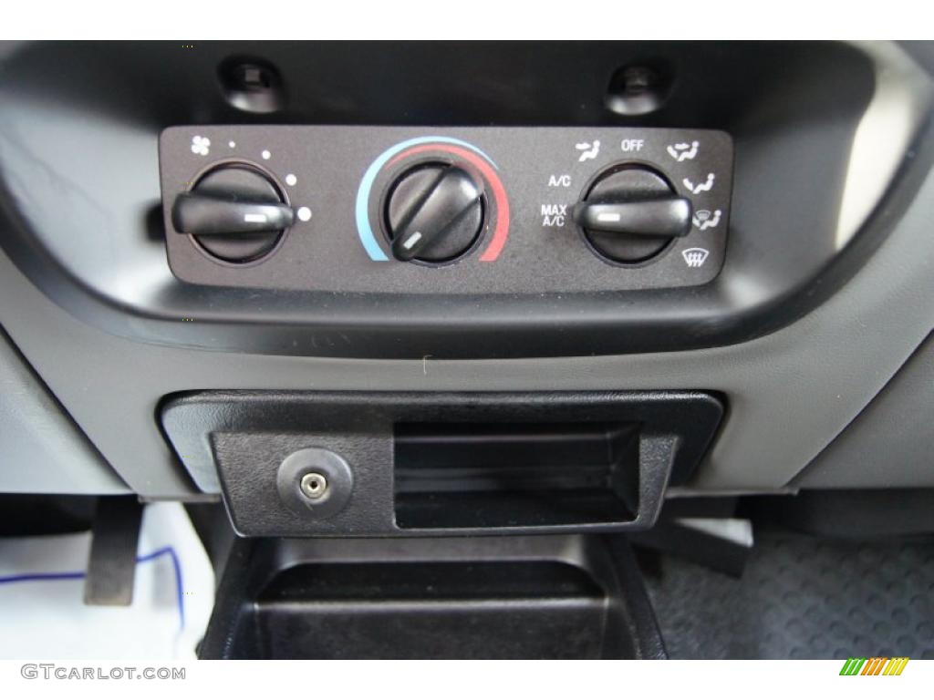 2009 Ford Ranger Sport SuperCab Controls Photo #52796348