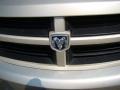 White Gold - Avenger SXT Photo No. 33