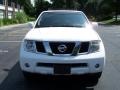 2005 Avalanche White Nissan Pathfinder SE 4x4  photo #2