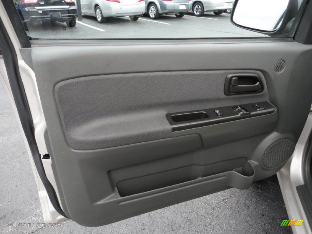 2006 Chevrolet Colorado Z71 Regular Cab 4x4 Medium Pewter Door Panel Photo #52799928