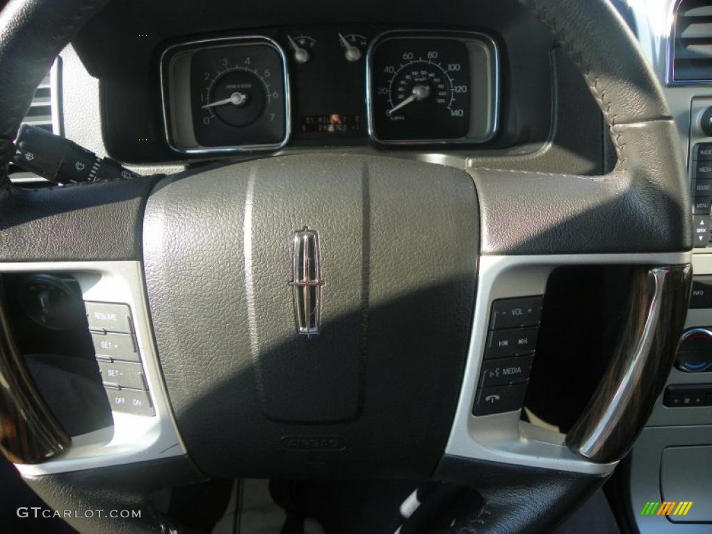 2010 MKX AWD - White Platinum Tri-Coat / Charcoal Black photo #24