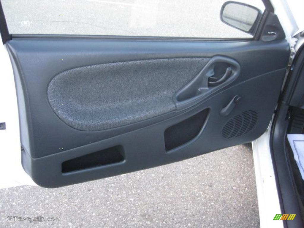 1999 Chevrolet Cavalier Coupe Graphite Door Panel Photo #52804408
