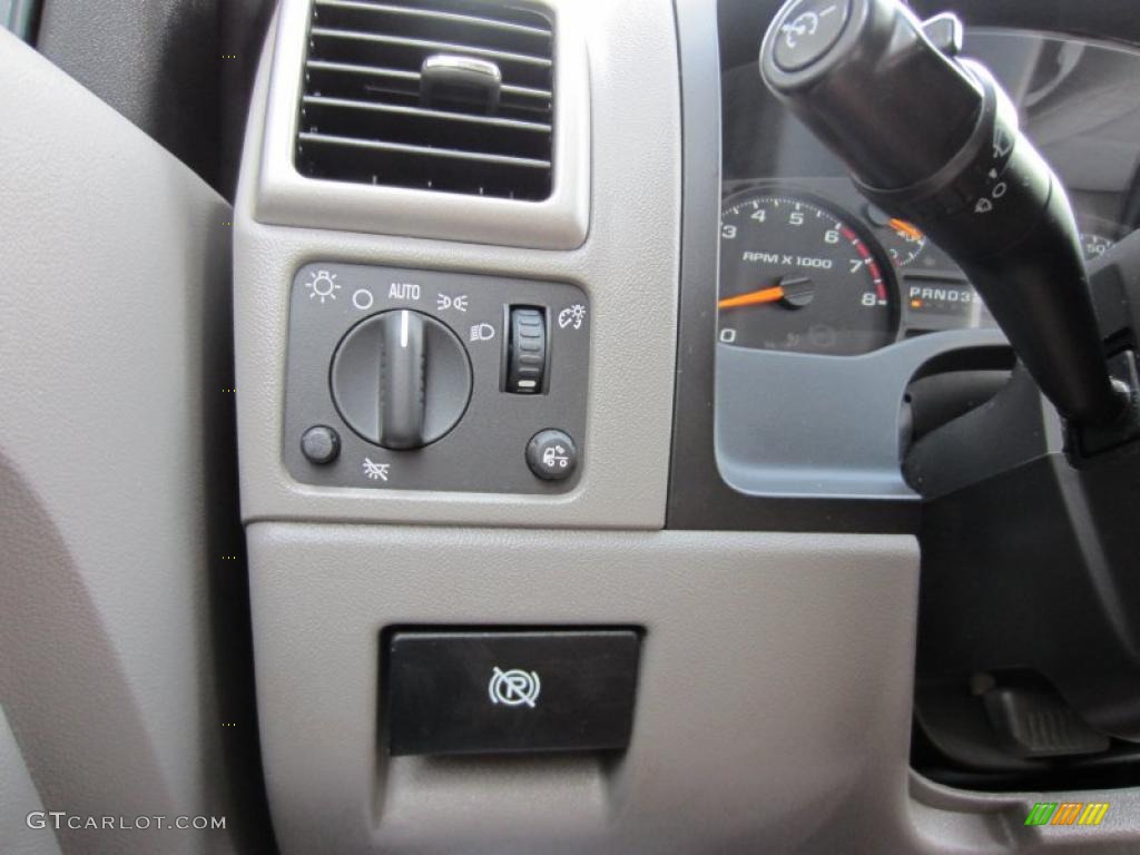 2008 GMC Canyon SL Regular Cab 4x4 Controls Photo #52805388
