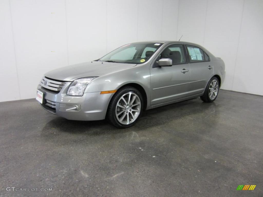 2008 Fusion SE V6 - Vapor Silver Metallic / Charcoal Black/Red photo #1