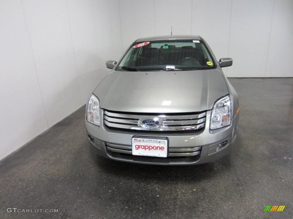2008 Fusion SE V6 - Vapor Silver Metallic / Charcoal Black/Red photo #2
